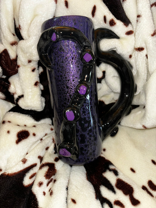 20oz 3D Ursula tentacle tumbler